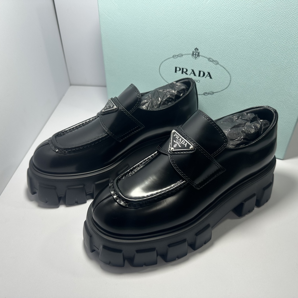 💝 Prada Women's Platform Loafers